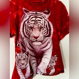 Awesome looking white lion tshirt purchased in Kuala Lumpur Malaysia.